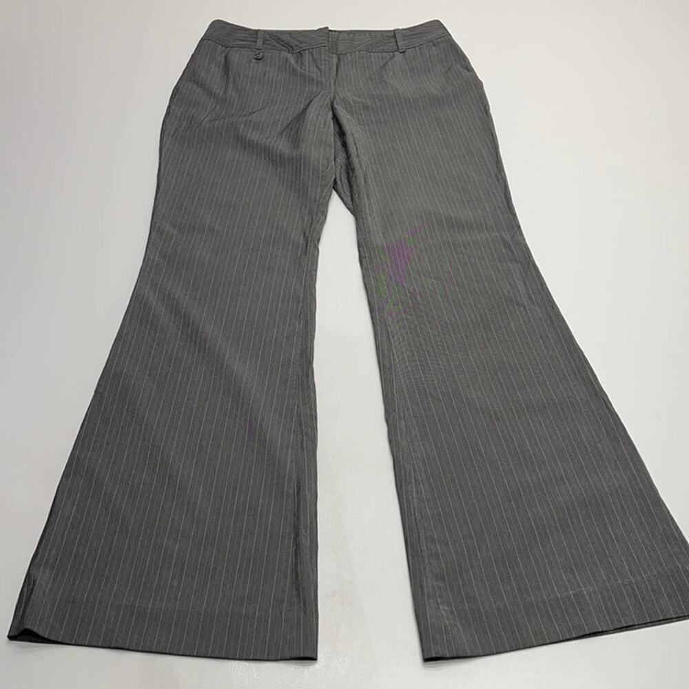 THE LIMITED Women’s 4 Cassidy Gray Pinstripe Flare